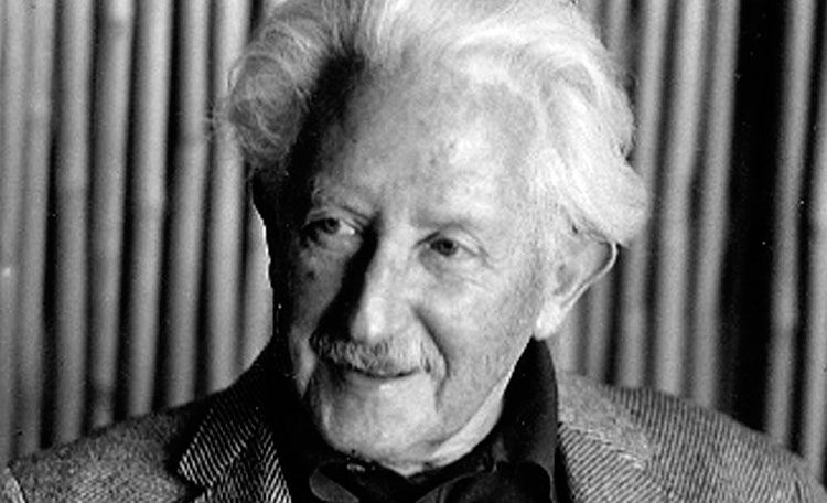 Biografía de Erik Erikson (1902-1994)